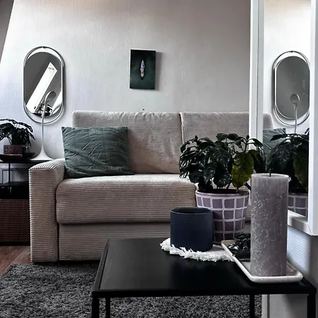 Apartment Petit - 10eme Arrondissement Paris